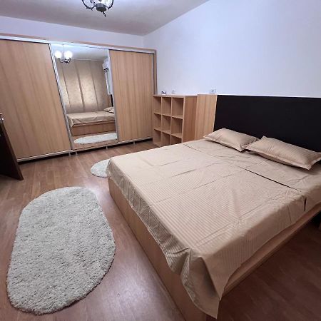 Mnm Mitropolie Apartment Iasi Exterior photo